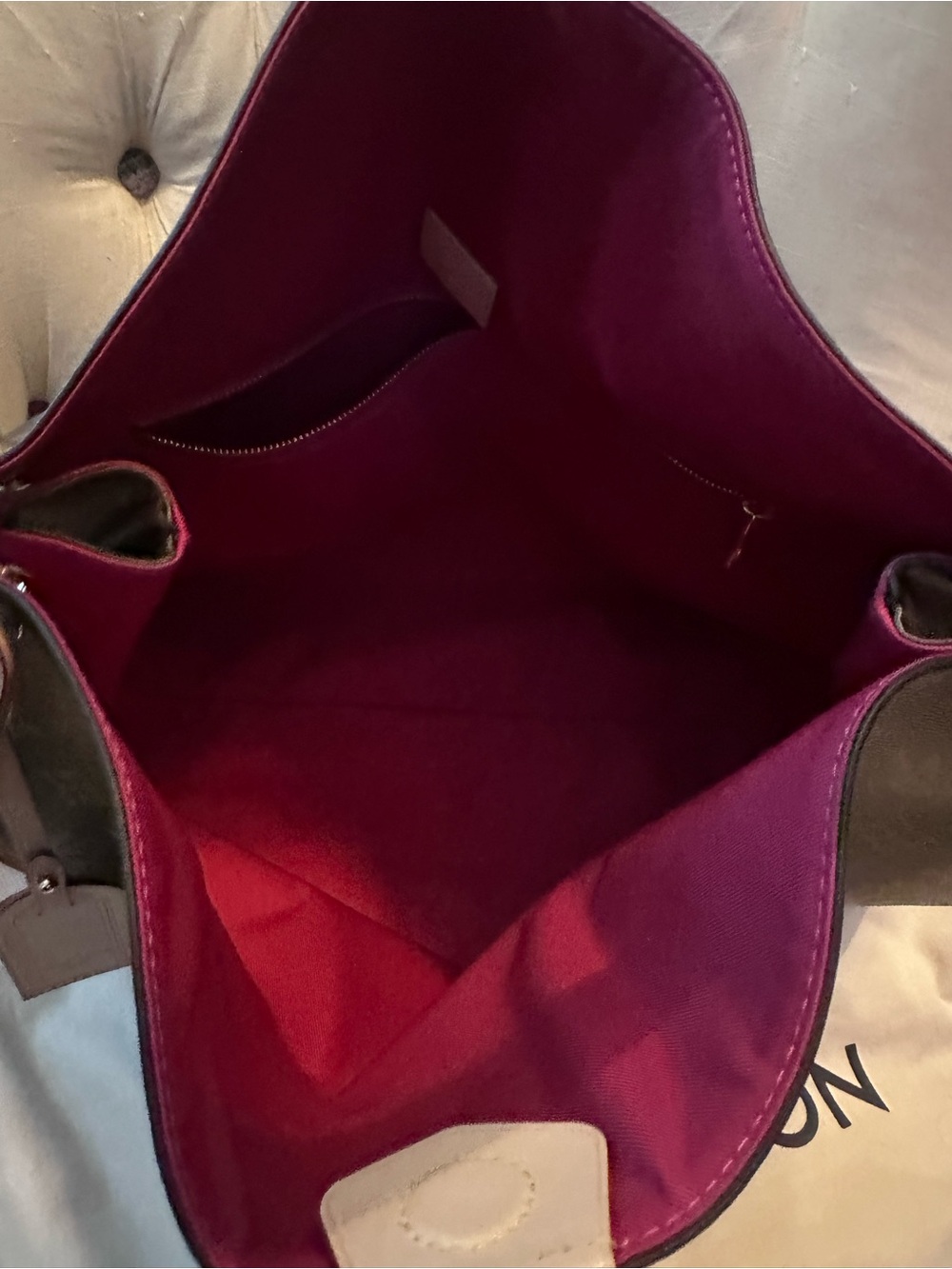 Louis Vuitton Monogram Tote with Fuchsia Interior and Natural Leather Trim. - Picture 5 of 16